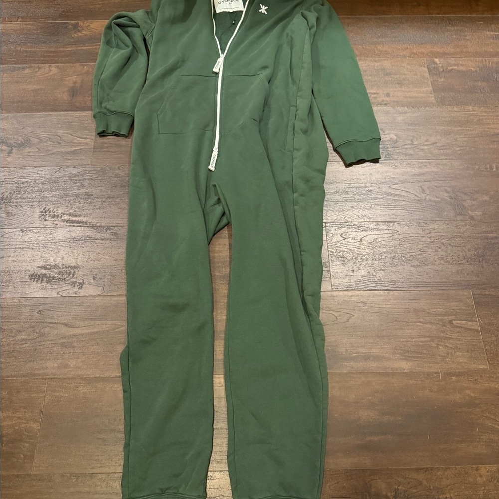 Onepiece Deep Green open piece with Logo